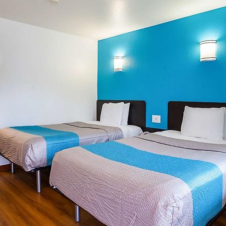 Motel 6-Ventura, Ca - Downtown Eksteriør bilde