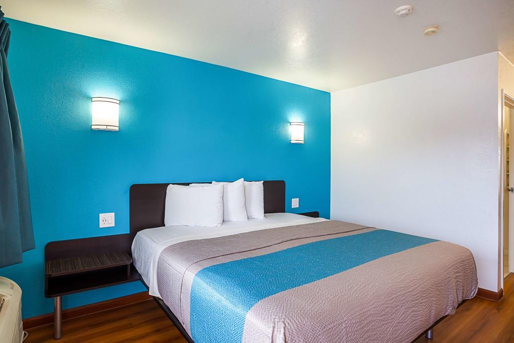 Motel 6-Ventura, Ca - Downtown Eksteriør bilde