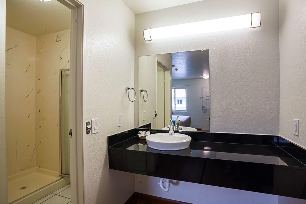 Motel 6-Ventura, Ca - Downtown Eksteriør bilde